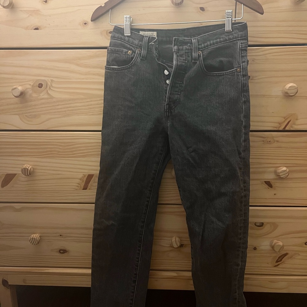 Levi's 501 Black Ankle Jeans